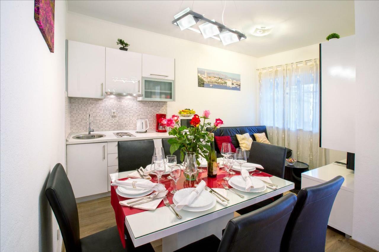 ספליט Apartments Dora מראה חיצוני תמונה